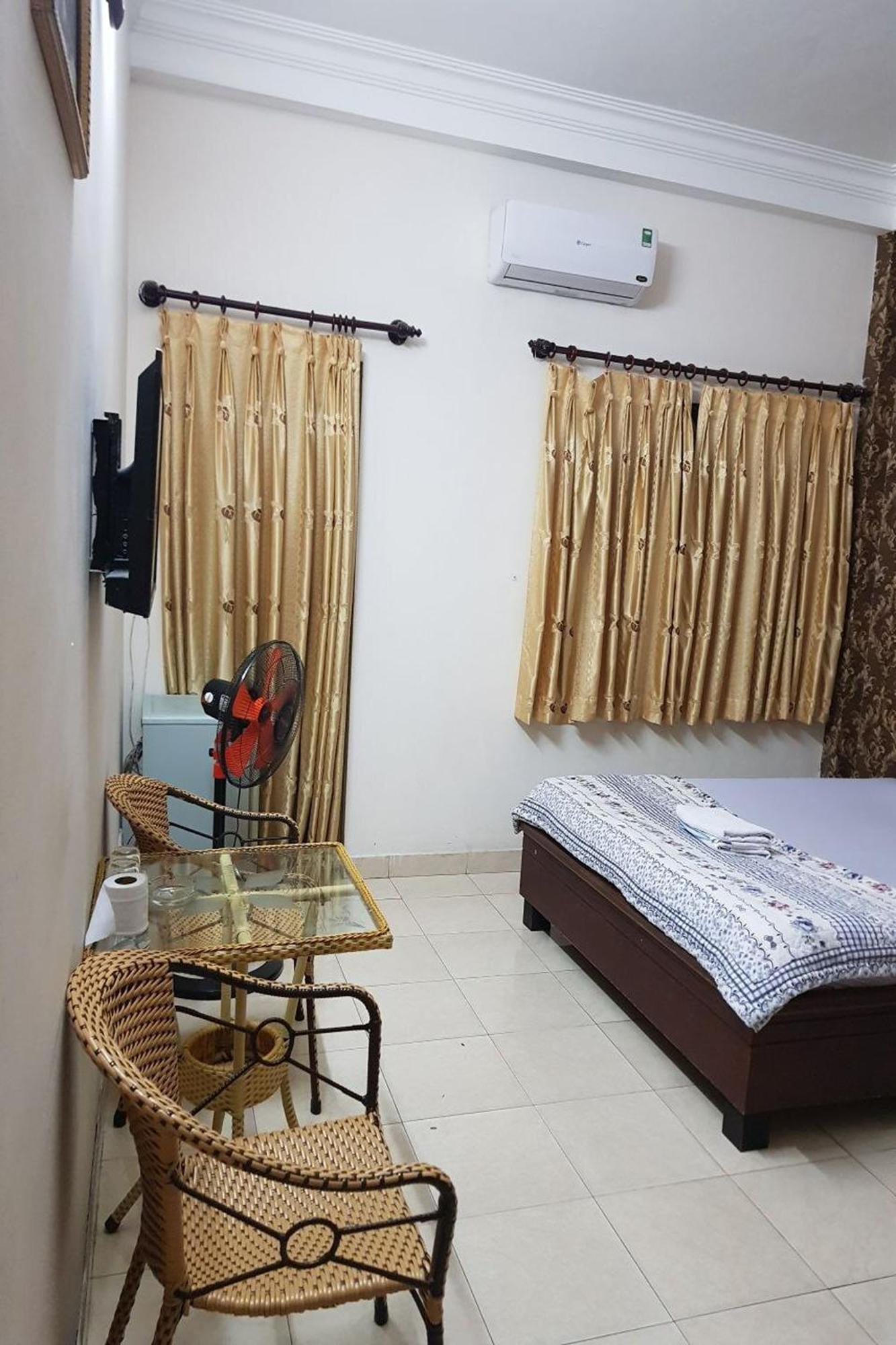 Bau Cat Hotel Ho Chi Minh-stad Buitenkant foto